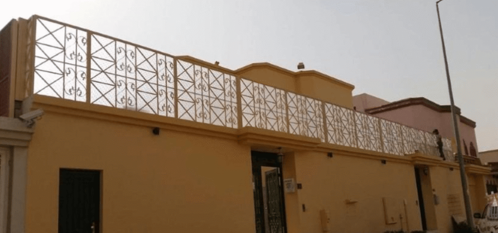 خطوات تركيب مظلات وسواتر في حي الثغر جدة