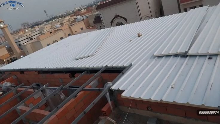 ملاحق ساندوتش بانل