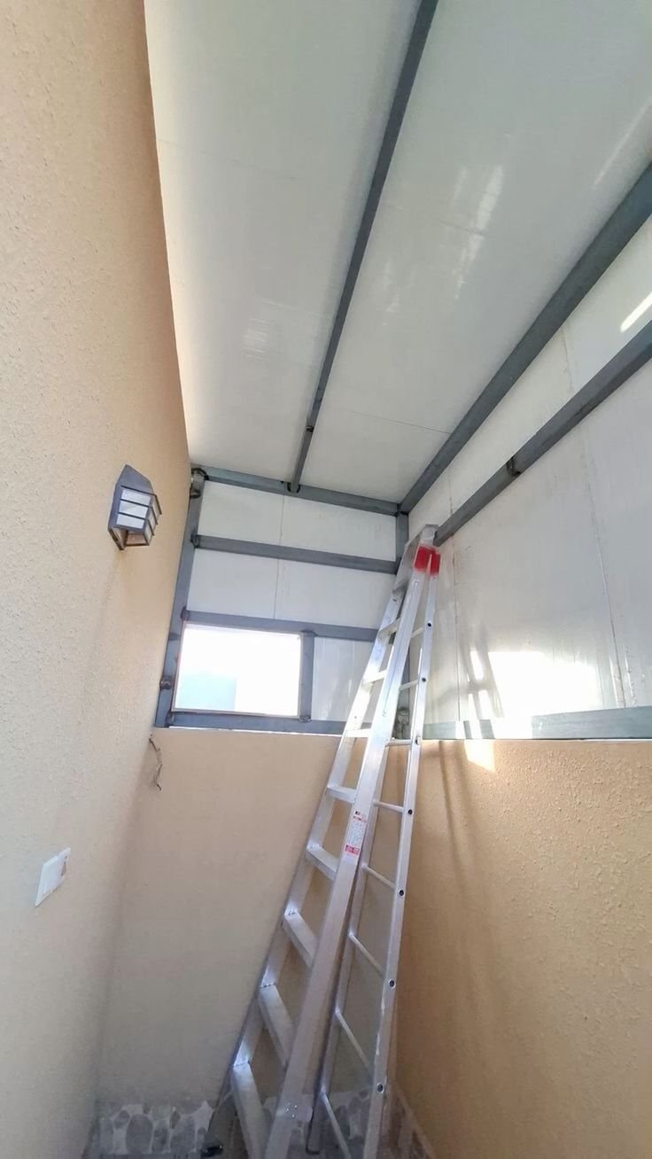 ساندوتش بانل في جدة