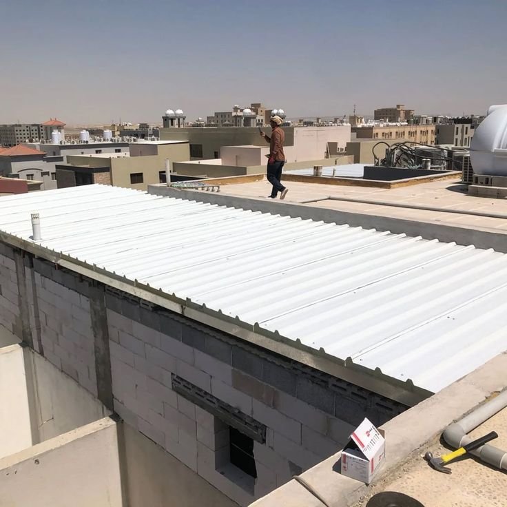 الساندوتش بانل في جدة